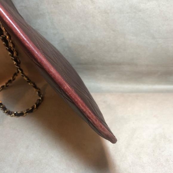 SOLD! Auth Vintage CHANEL! - Picture 5 of 8